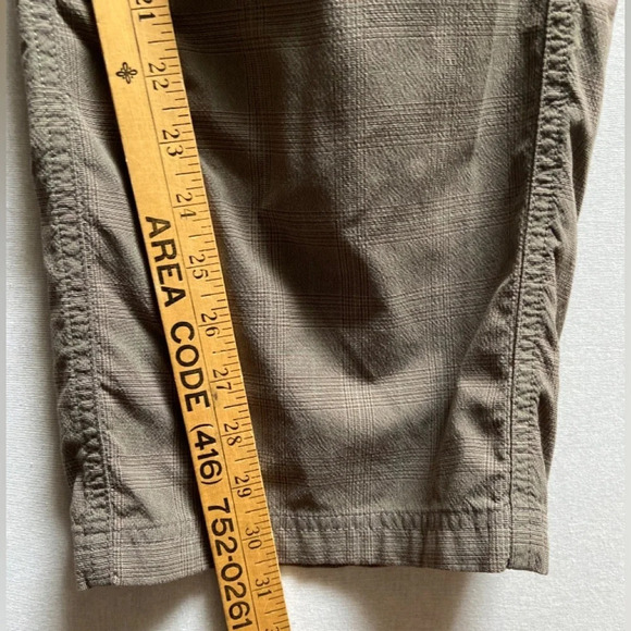 Lululemon Athletica checkered plaid straight leg khaki  athletic pants Sz 34 - Picture 12 of 13